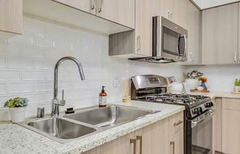 Moen appliances at 808 West Apartments in San Jose, CA